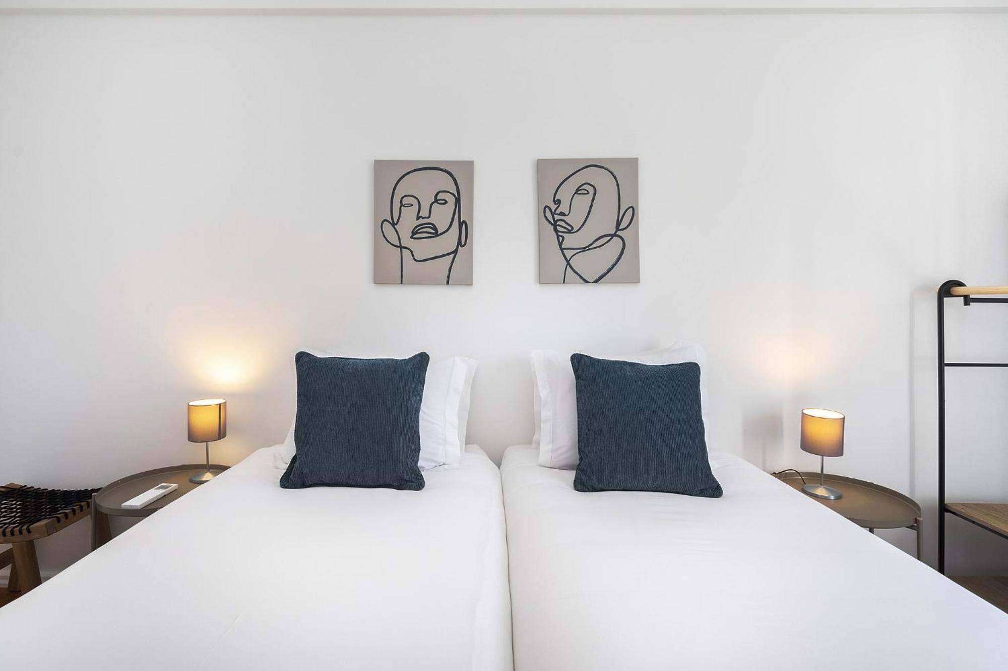 Whome Peaceful Alges Family Home Away From City Noise Esterno foto